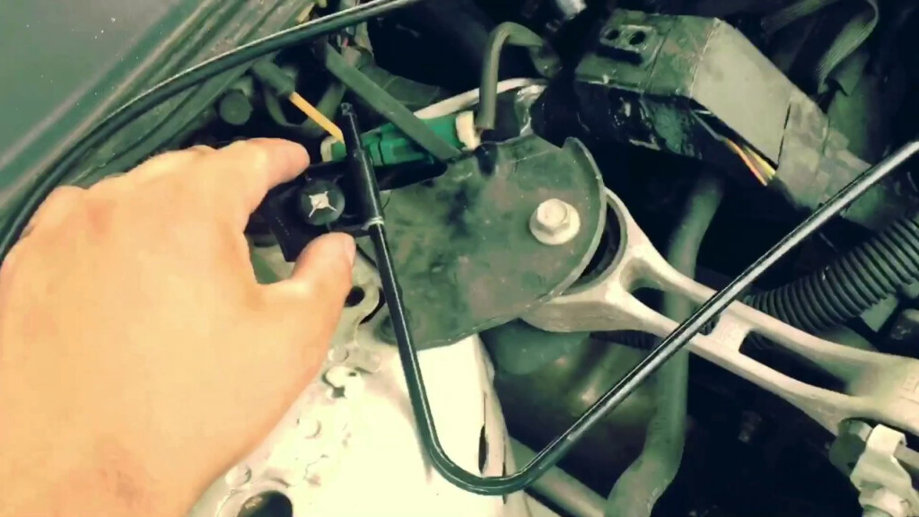 Replacing A Washer Hose On A Ford Taurus YouTube