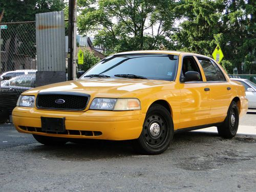 Buy Used 2008 Ford Crown Victoria Standard Nyc YELLOW CAB NO RESERVE 