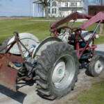 Ford 851 Tractor With All Hydraulic Loader For Sale