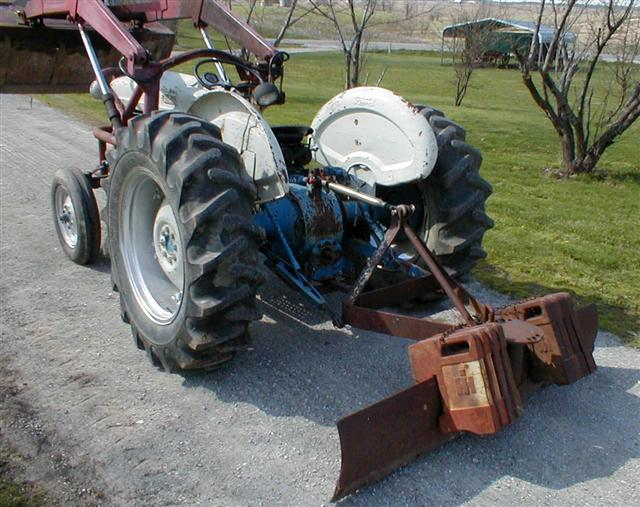 Ford 851 Tractor With All Hydraulic Loader For Sale