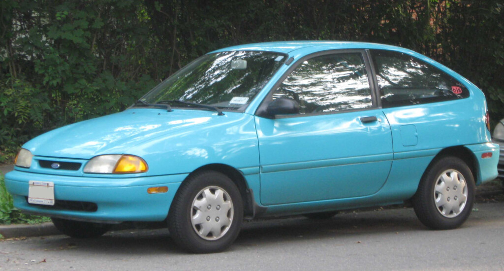 Ford Aspire 1996 Dossier kiev ua