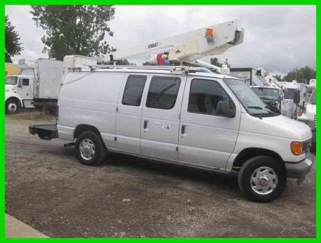 FORD E350 5 4 V8 GAS AUTO AC WITH 34 REACH VERSALIFT BUCKET BOOM