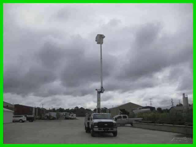 FORD F450 2006 Bucket Boom Trucks