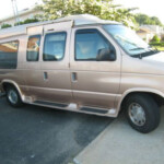 Purchase Used 1997 FORD E150 HI TOP VAN WHEELCHAIR LIFT TRITON V8