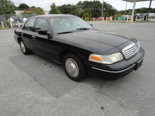 Purchase Used 2000 Black Ford Crown Victoria 4 Door Sedan One Owner In